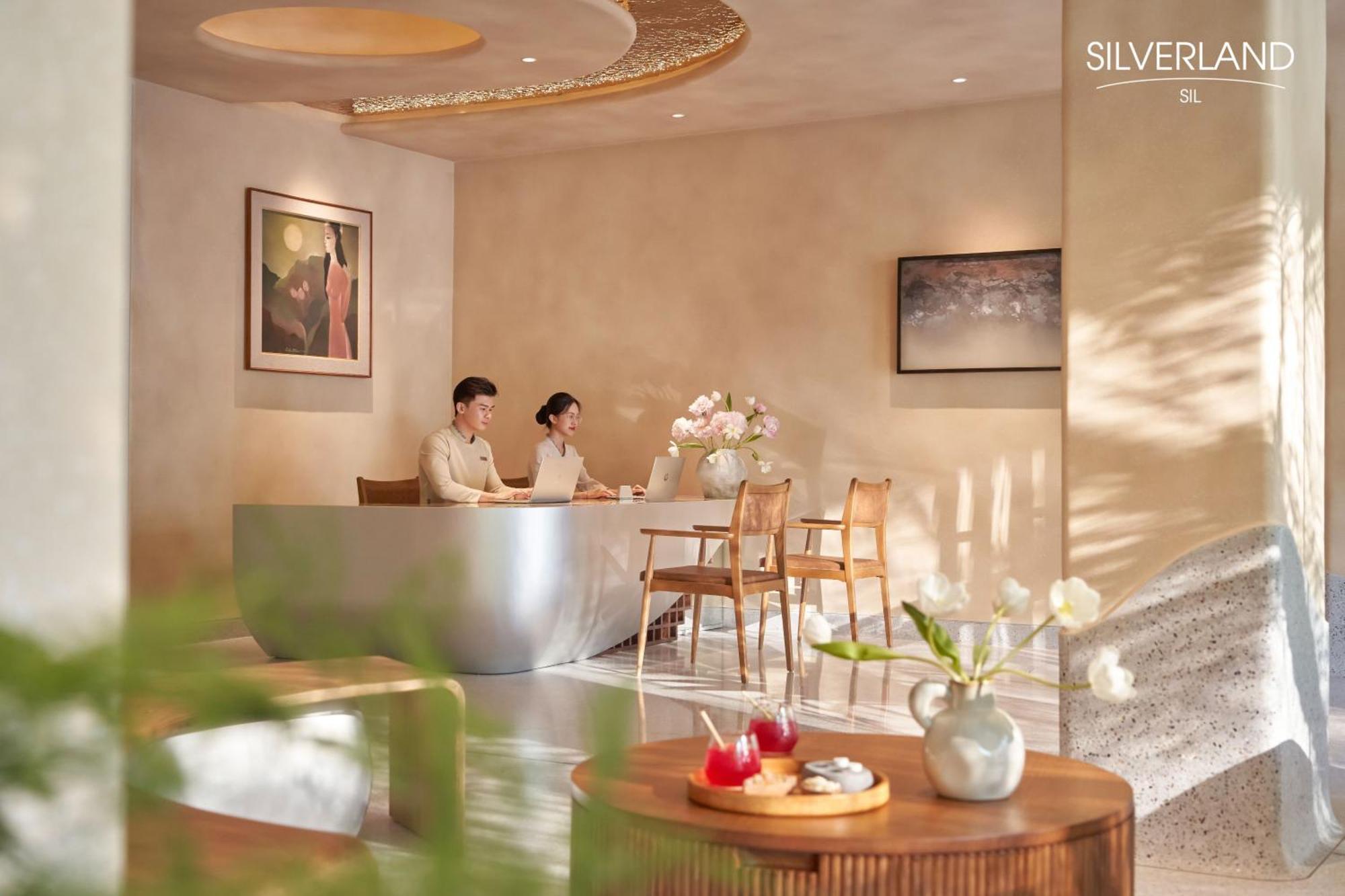 Silverland Sil Hotel Хошимин Екстериор снимка